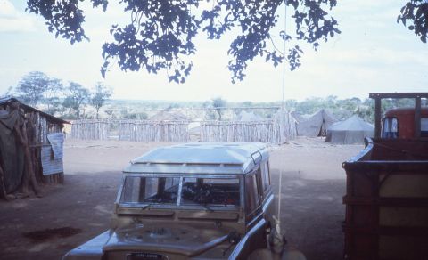 A camp for displaced persons as a result of South Arican incursions during the war. DW worked in partnership with the Angola Secretariat of State for Social Affairs (SEAS) and OMA (Angola women's organization) on the project.