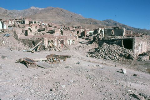 Part of DW's Study for Developing Indigenous Building in Earthquake Regions in Iran.