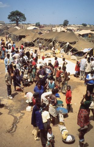 Refugees from Caxito were relocated to Luanda as part of this program. 