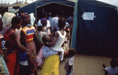 Refugees from Caxito were relocated to Luanda as part of this program. 